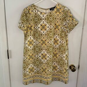 Lulu's Dandy Lion yellow grey cream medallion tile print mini sheath dress Sz M